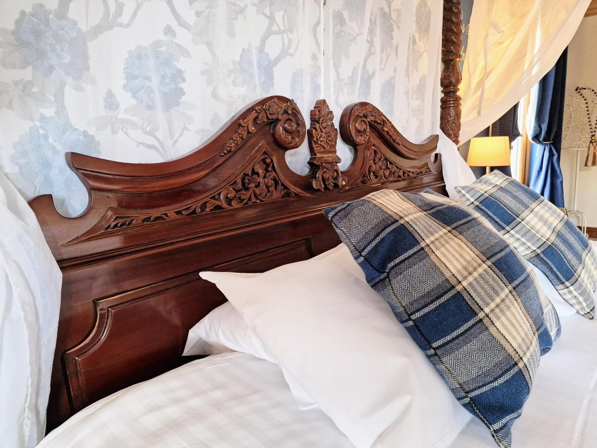 Lomond 5 With Private Hot Tub - Fife - Loch Leven - Lomond Hills - Pet Friendly Villa Kelty Buitenkant foto